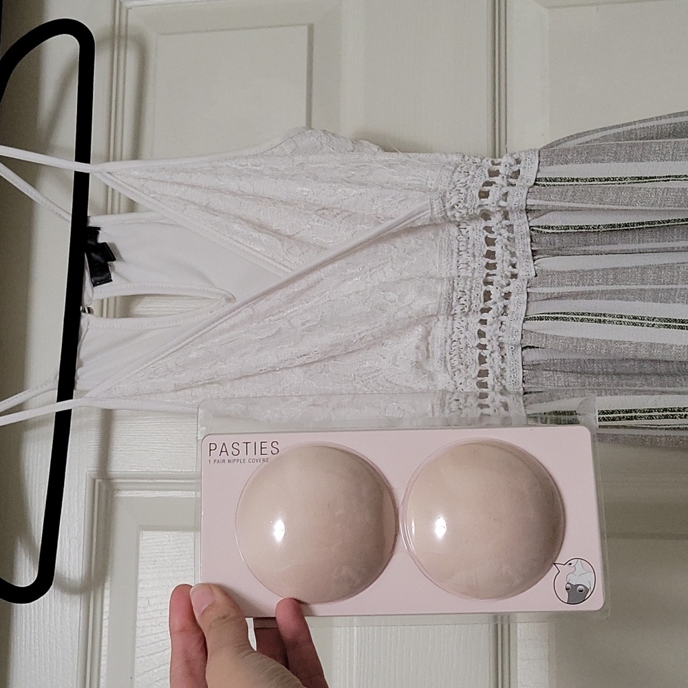 *Bundle alert* Jumper and nipple cover